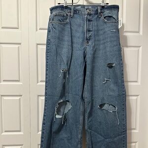 Old Navy wide leg distressed jeans